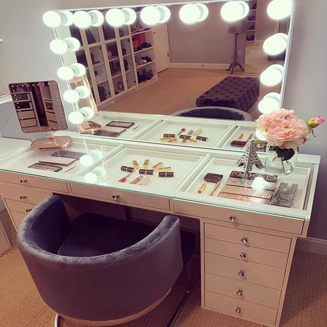 Mirrored Vanity Set Barrow