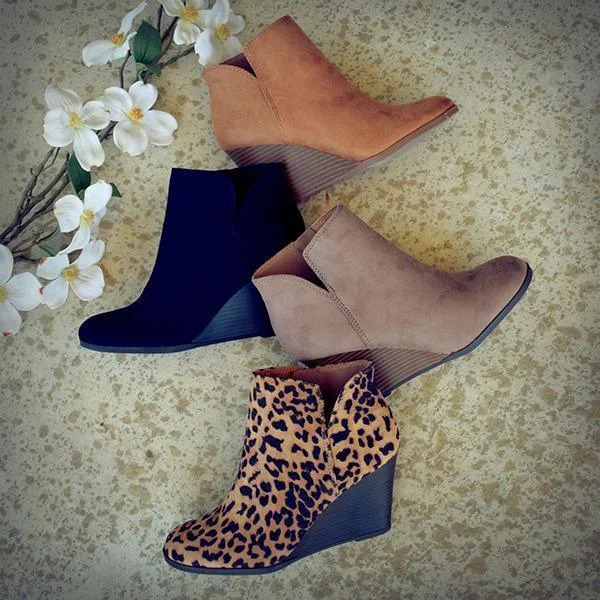 Side Slit Wedge Booties