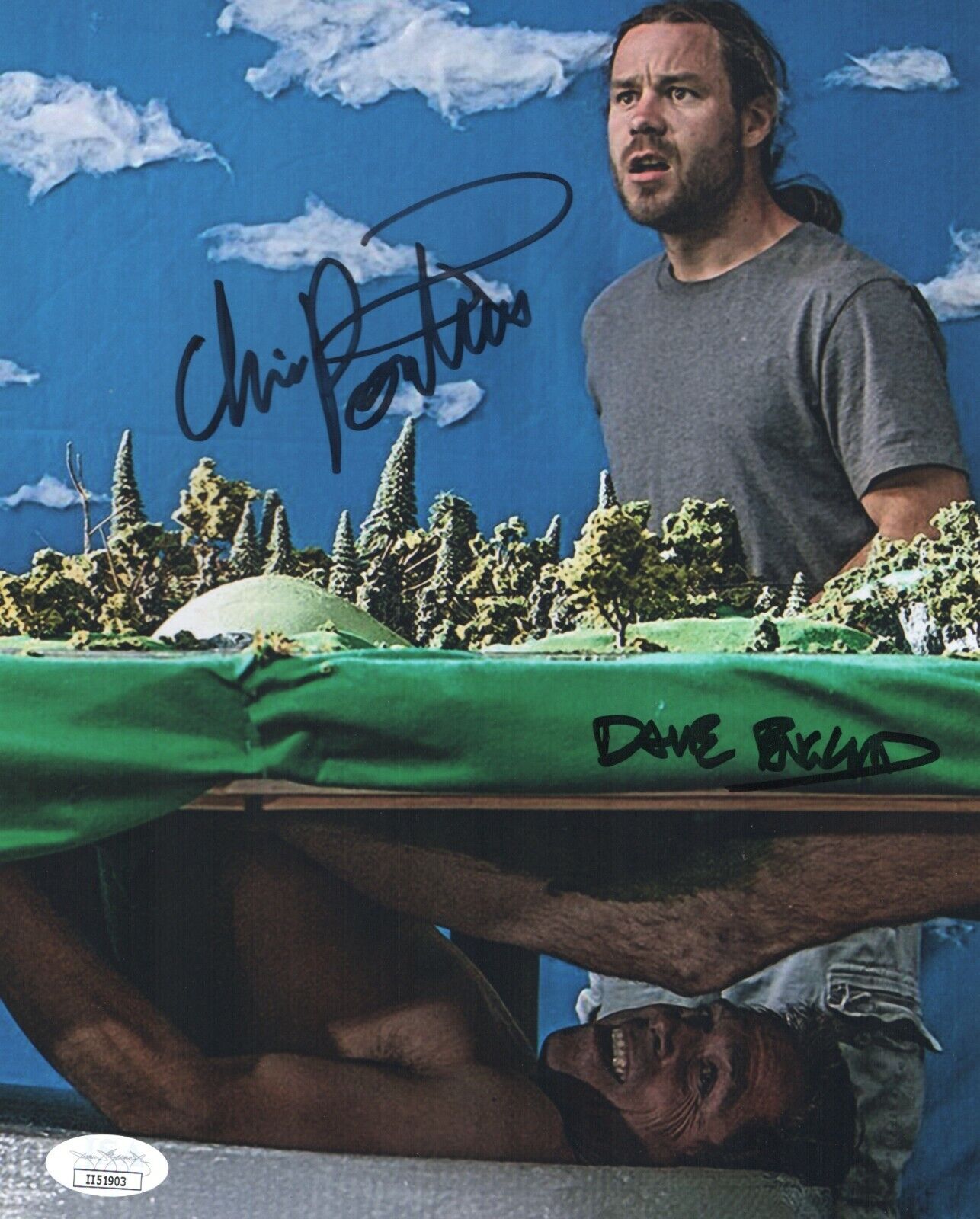 CHRIS PONTIUS & DAVE ENGLAND Signed JACKASS 8x10 Photo Poster painting Autograph JSA COA Cert