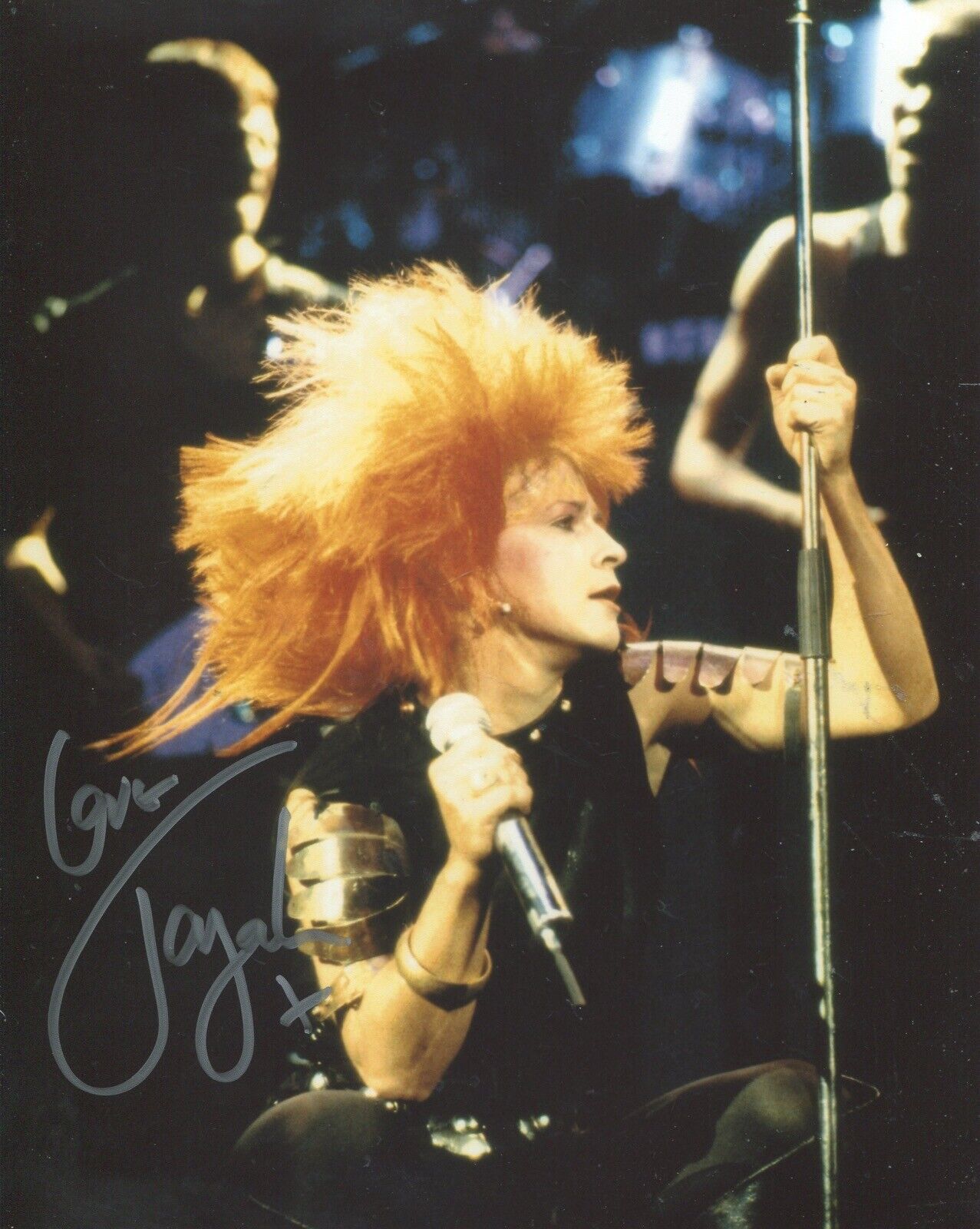 Pop Star & Actress TOYAH signed 8x10 Photo Poster painting IMAGE No3 - UACC DEALER SIGNING