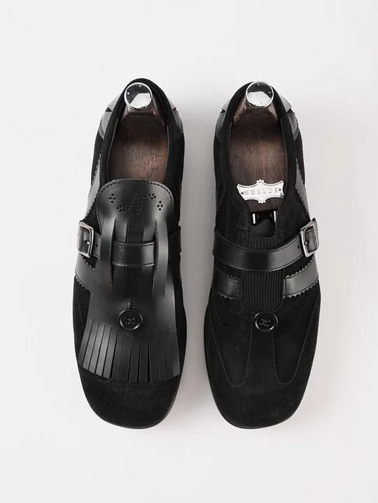FOOTWEAR