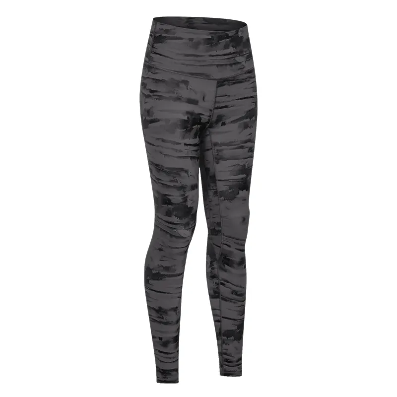 tie dye capri pants details 