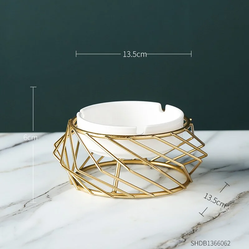 Nordic Iron Ceramic Ashtray Simple Modern Design Living Room Home Decoration Crafts Portable Ashtray Gift for Boyfriend