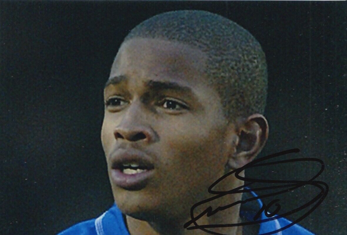 SIMEON JACKSON HAND SIGNED 6X4 Photo Poster painting GILLINGHAM FOOTBALL AUTOGRAPH 1