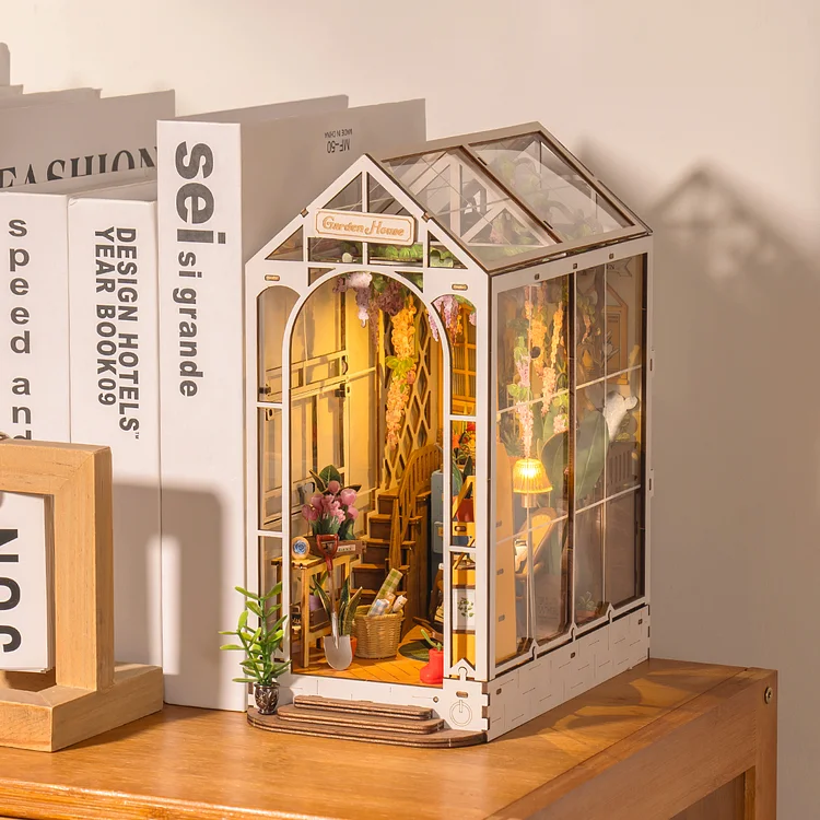 Rolife DIY Book Nook Kit 3D Wooden Puzzle Bookshelf Insert Decor with LED  Light