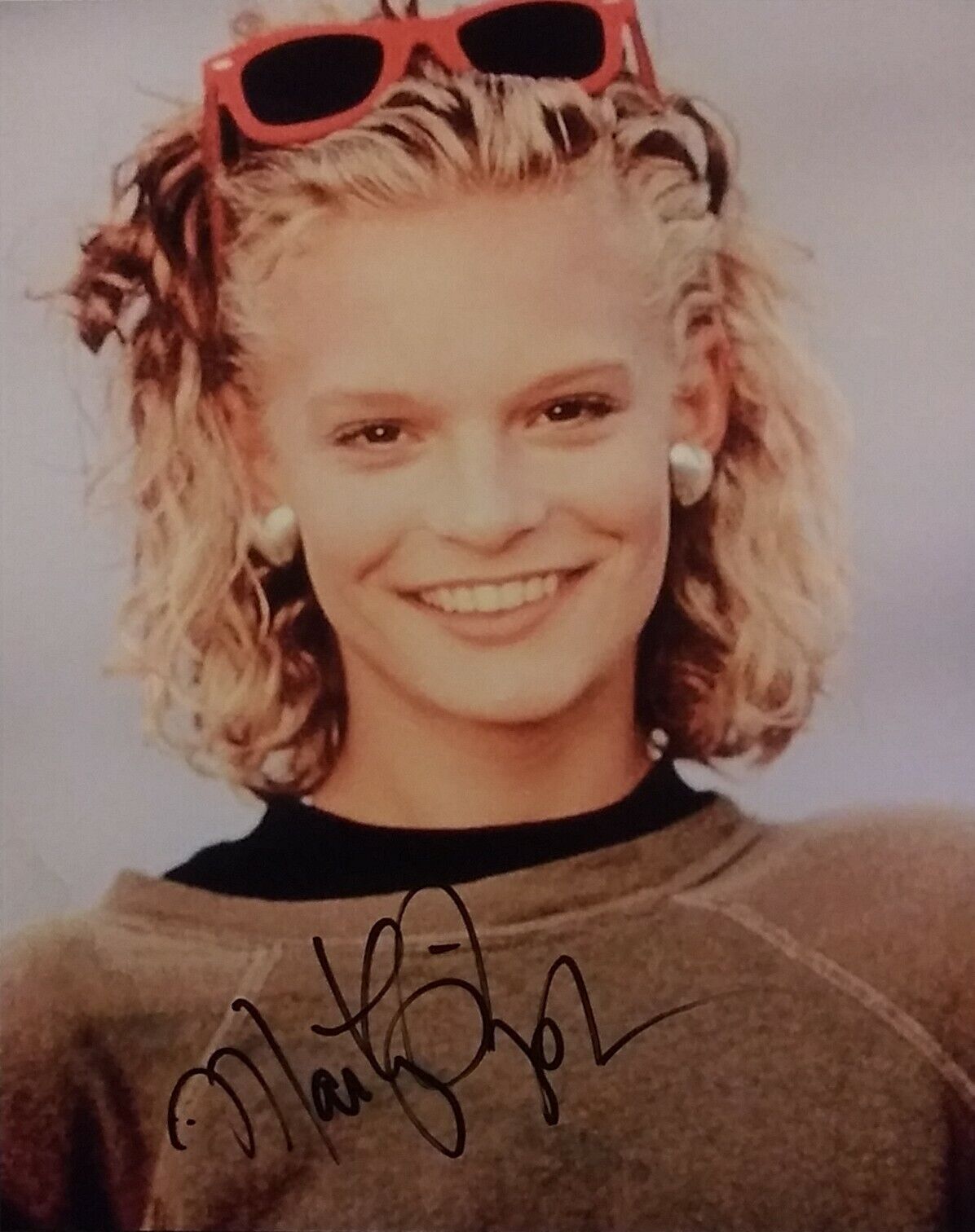 Martha Plimpton signed 8 x 10