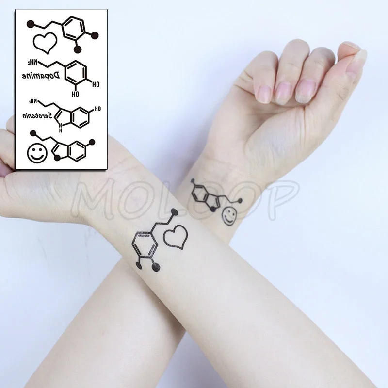 Water Transfer Tattoo Sexy Red Lips Print Tattoo Body Art Waterproof Temporary Fake Flash Tattoo for Man Woman Kid 10.5*6cm