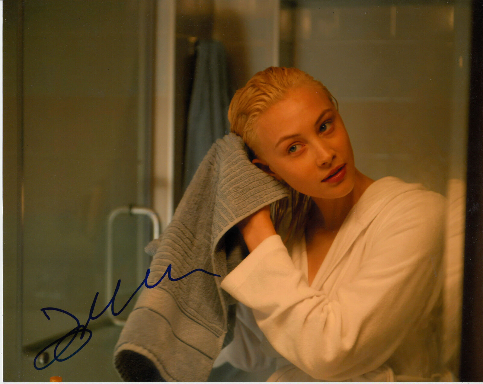 SARAH GADON SIGNED SEXY Photo Poster painting UACC RD 242 FILM AUTOGRAPHS