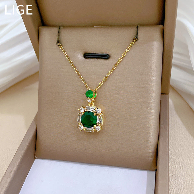 Square Emerald Fashion Gorgeous Full Diamond Necklace Women’S All-Match Clavicle Chain Titanium Steel