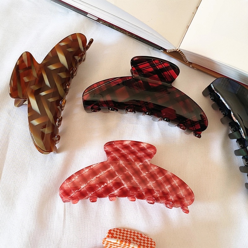 Women’s Casual Minimalist Streetwear Geometric Acetic Acid Sheets Handmade Hair Claws