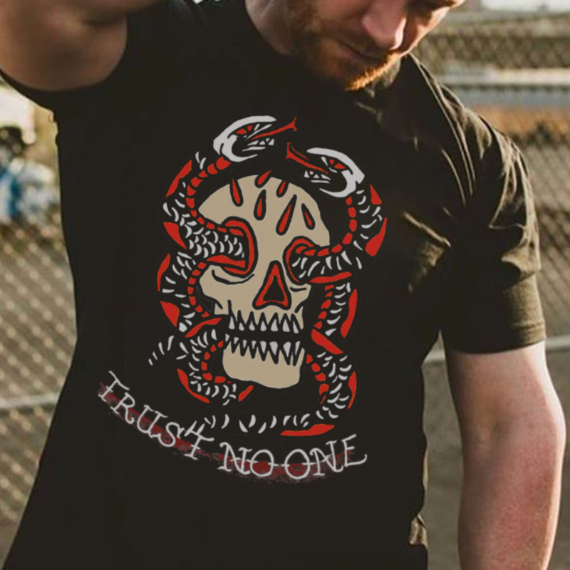 Trust No One Skull Printed Casual Men's T-shirt