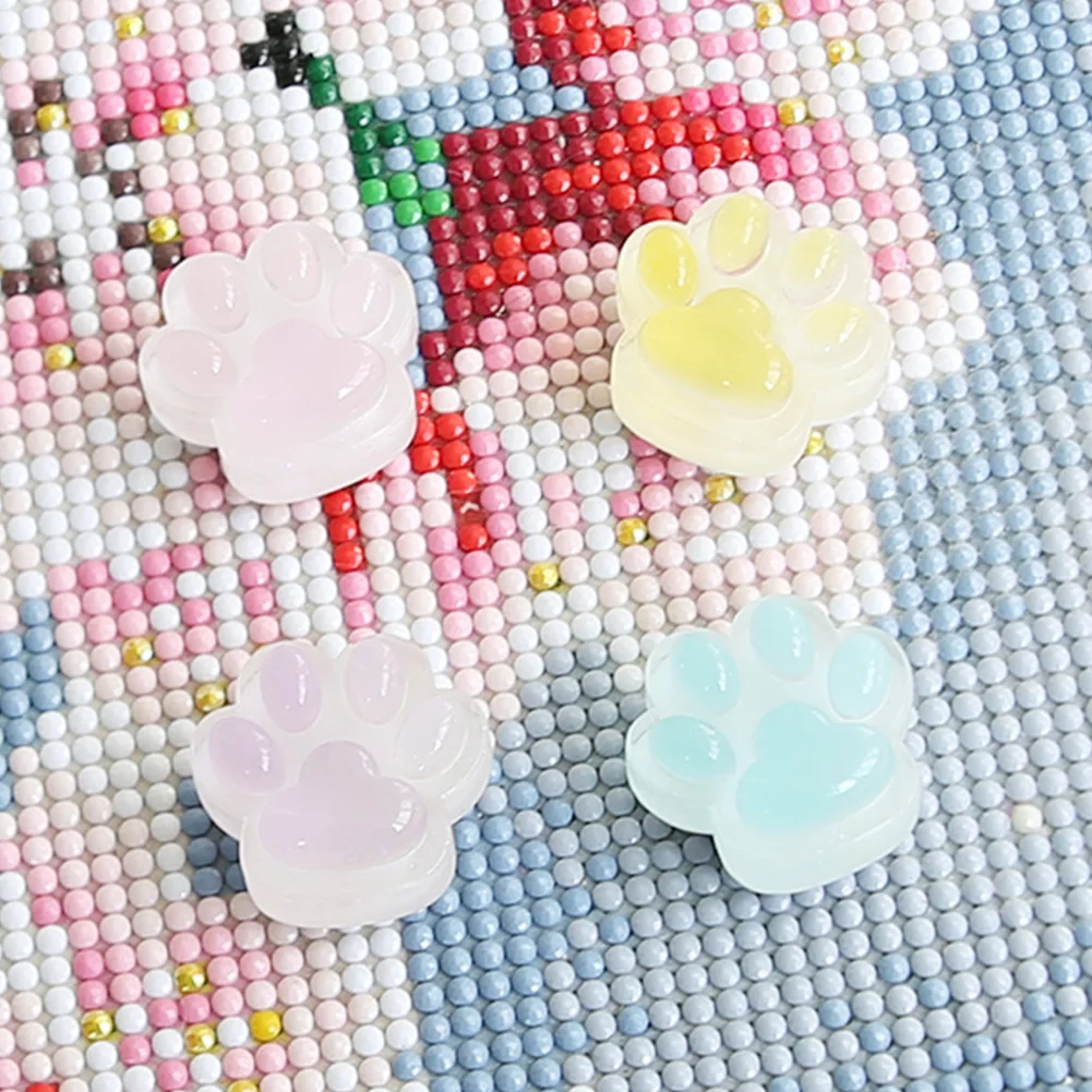 Luminous Chicken Glow In The Dark Cat Claw Cartoon Chicken for Diamond Painting