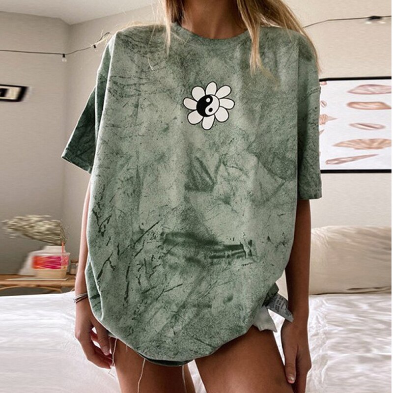 Vintage Oversized Graphic Tee for Women Loose Casual T Shirt Summer 2021 O Neck Short Sleeve New Fashion Tops Plus Size Clothes