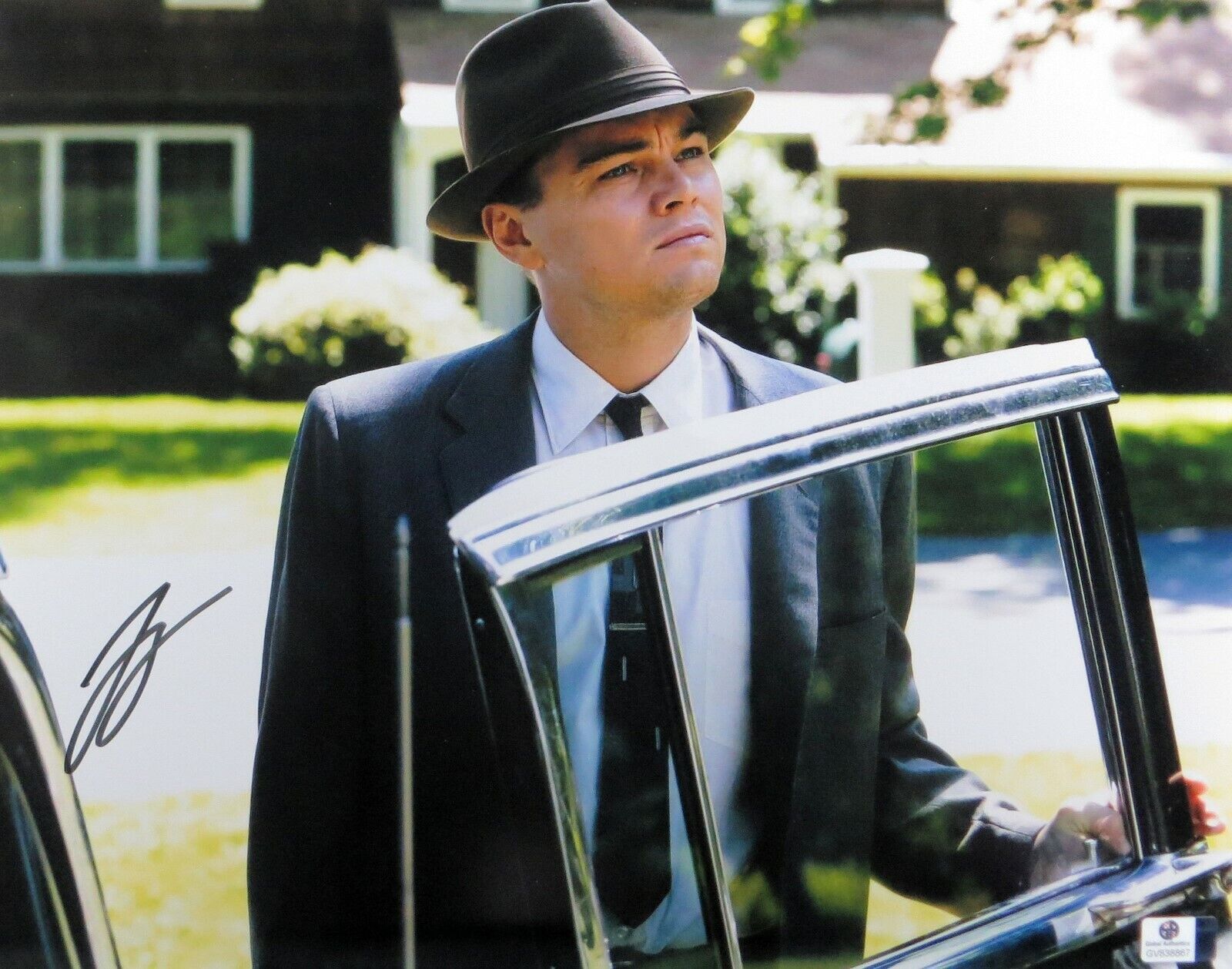 Leonardo DiCaprio Signed Autographed 11X14 Photo Poster painting Shutter Island by Car GV838867