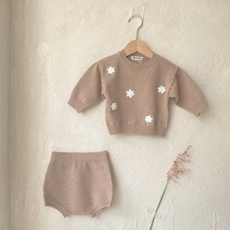 Baby Simple Flower Knitted 2 Pieces Set