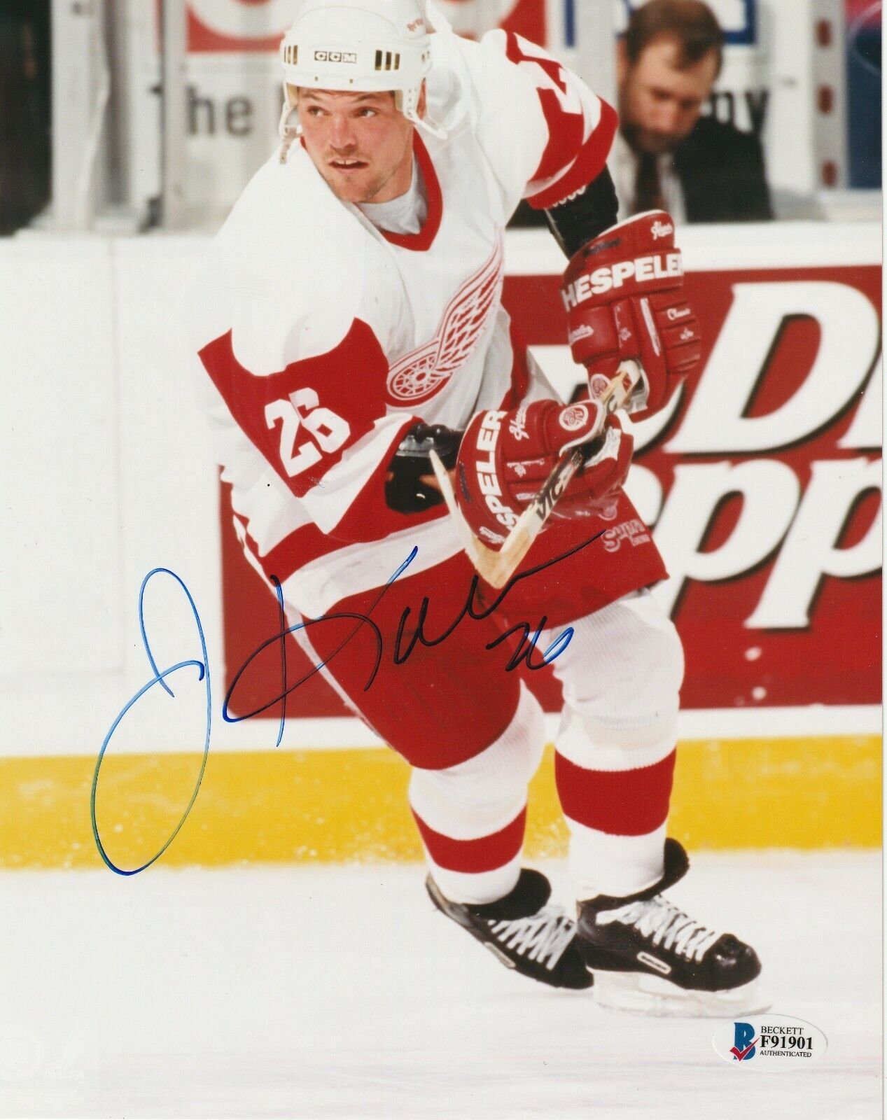 JOEY KOCUR Signed Detroit RED WINGS 8X10 Photo Poster painting with Beckett COA