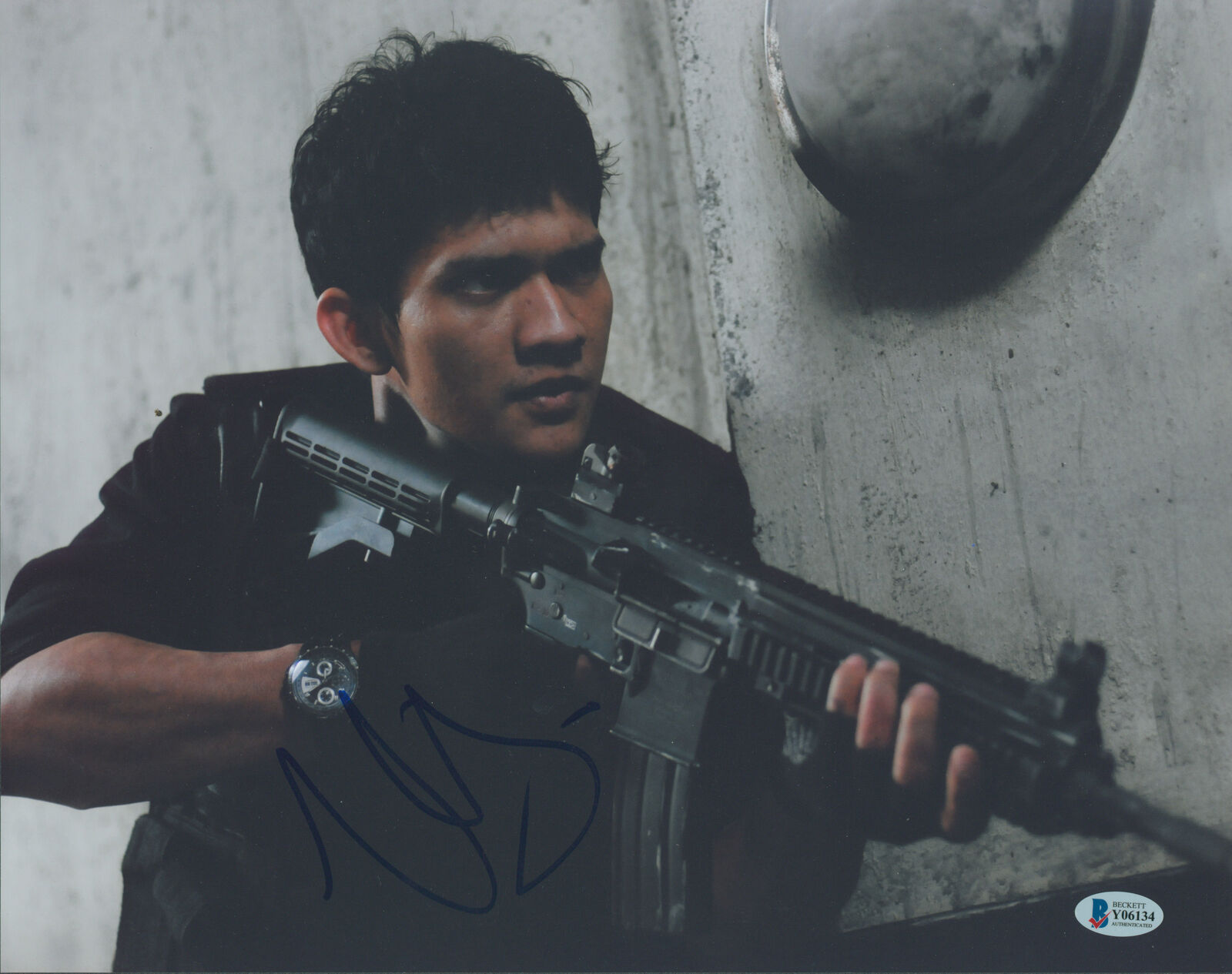 Iko Uwais Mile 22 Authentic Signed 11x14 Photo Poster painting Autographed BAS #Y06134