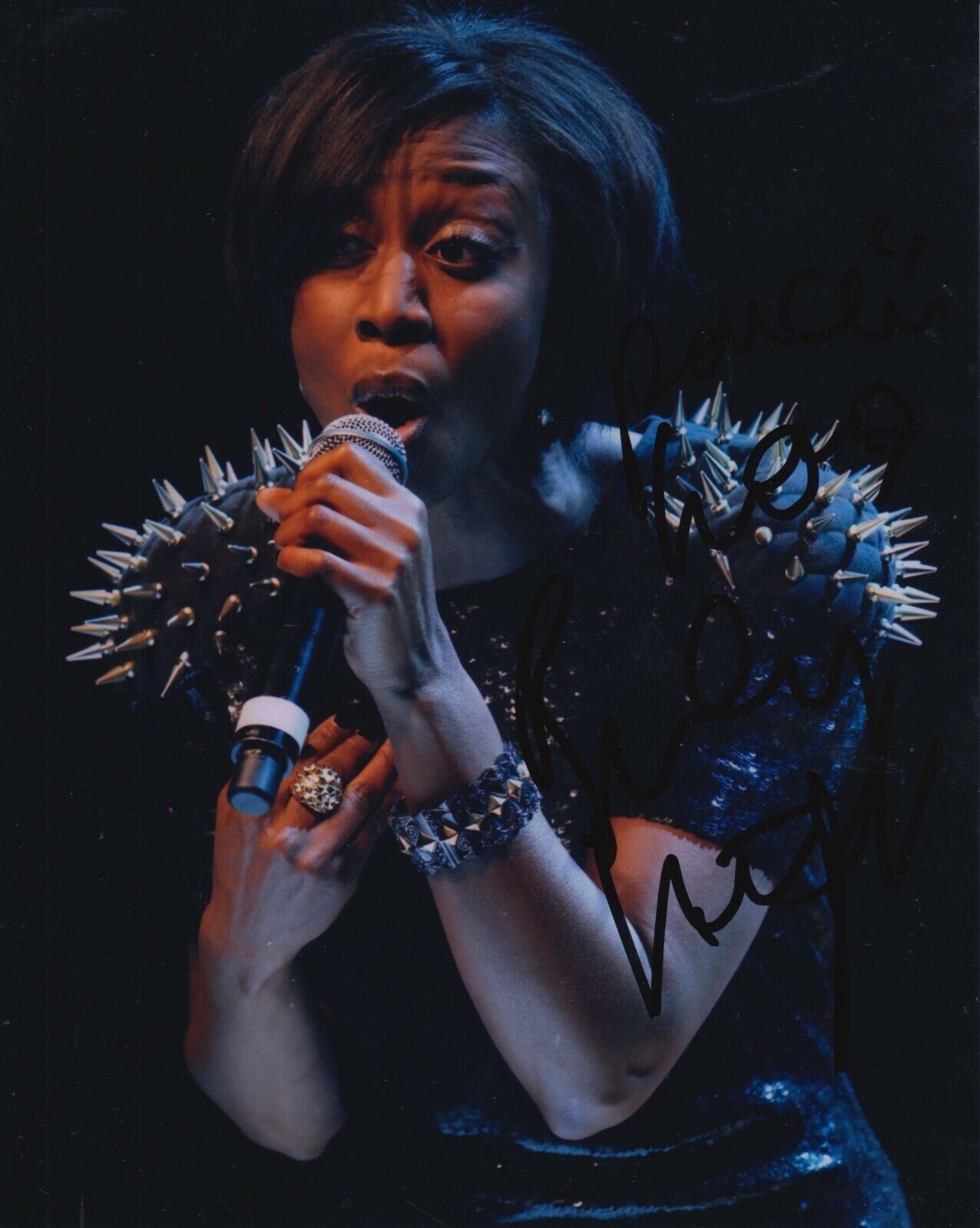 Beverley Knight Hand Signed 10x8 Photo Poster painting - Music Autograph.