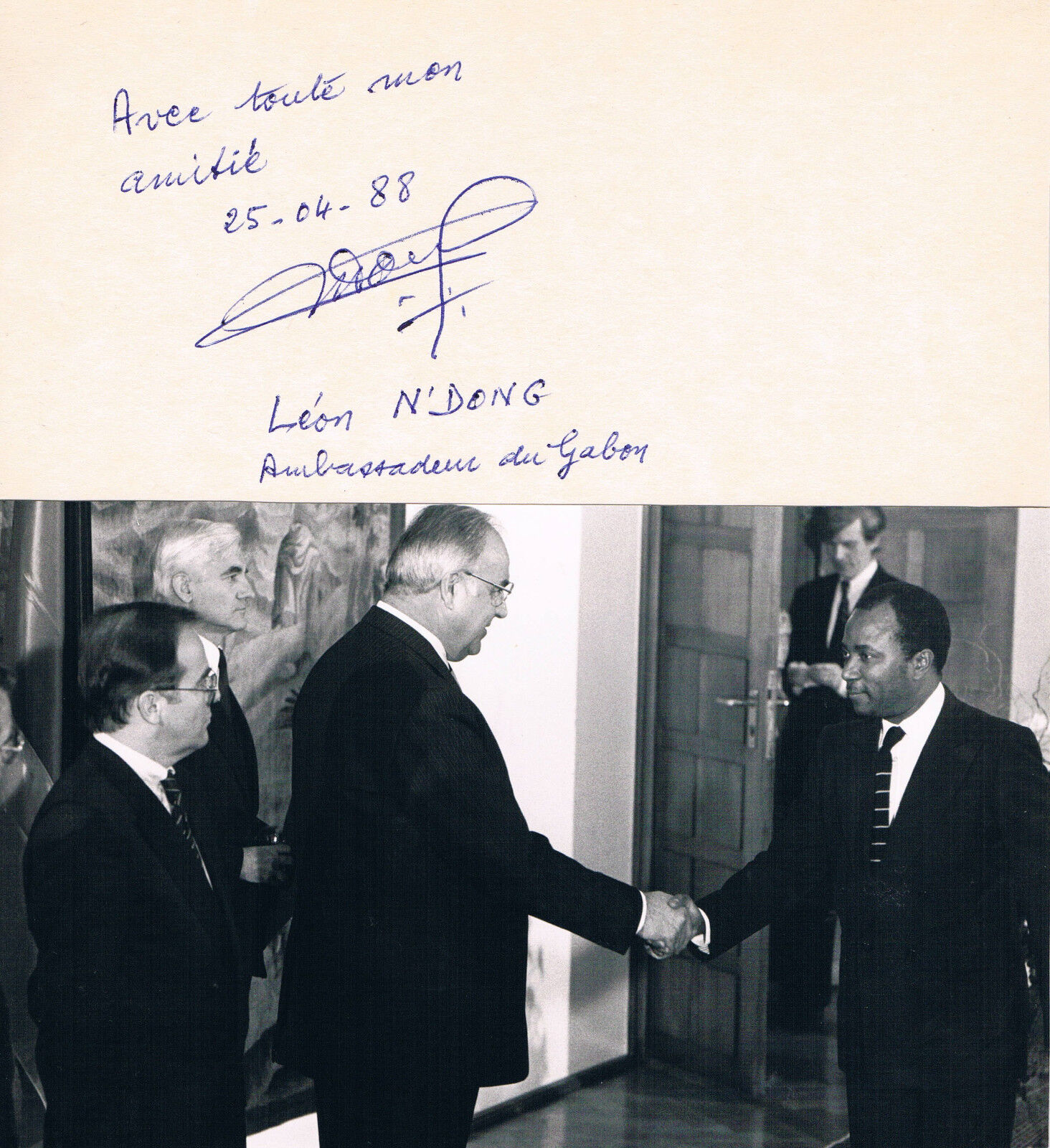 Gabun UN diplomat Léon N'Dong genuine autograph signed 8x8