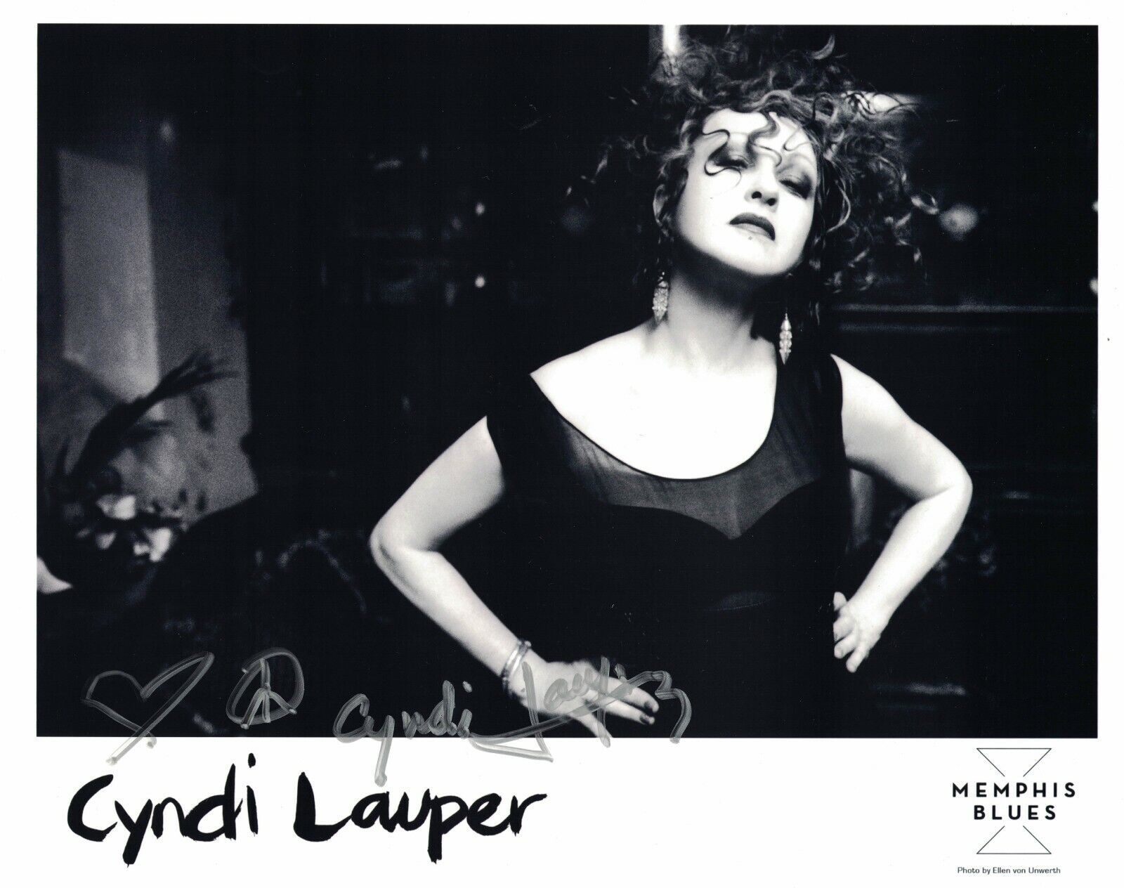 Cyndi Lauper Signed Autographed 8x10 Photo Poster painting Singer Actress B