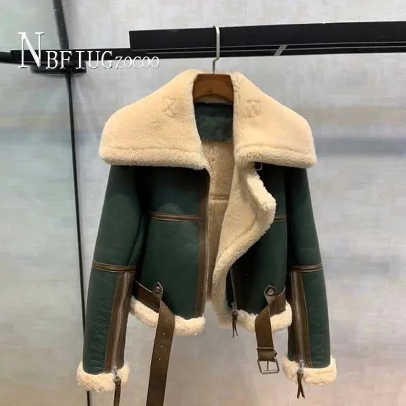 Elegant Lapel Comfortable Women Coat Lining With Imitation Lambswool Short Style Female Jacket