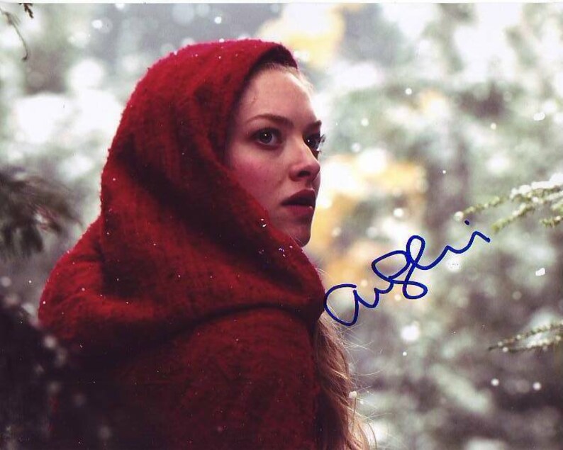 Amanda seyfried signed autographed red riding hood valerie 8x10 Photo Poster painting