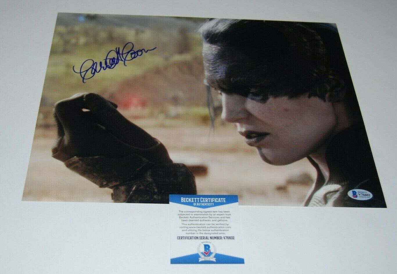 CARRIE COON signed (AVENGERS INFINITY WAR) 11X14 Movie Photo Poster painting *PROXIMA* BECKETT A