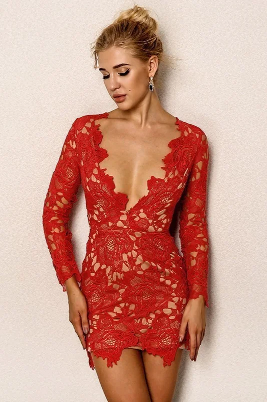 Chic Long Sleeve Lace Short Homecoming Dress - lulusllly