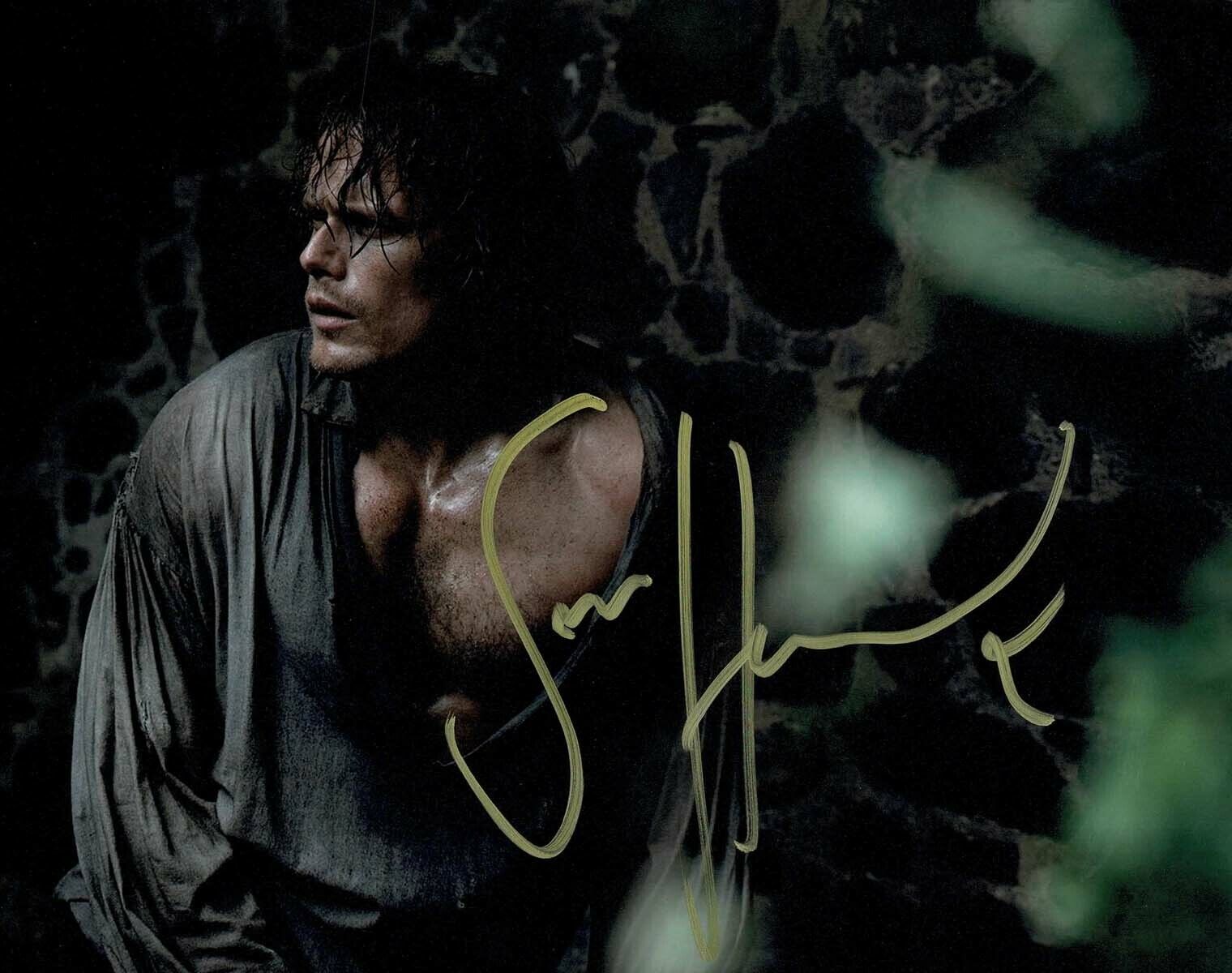 Sam HEUGHAN SIGNED 10x8 Photo Poster painting AFTAL Autograph COA Jamie Fraser Starz Outlander