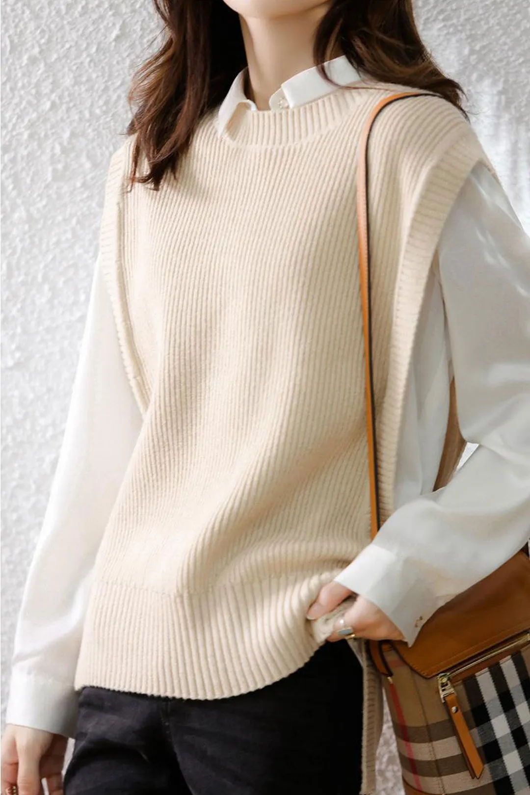 Fashionable and Effortless winter Sweater