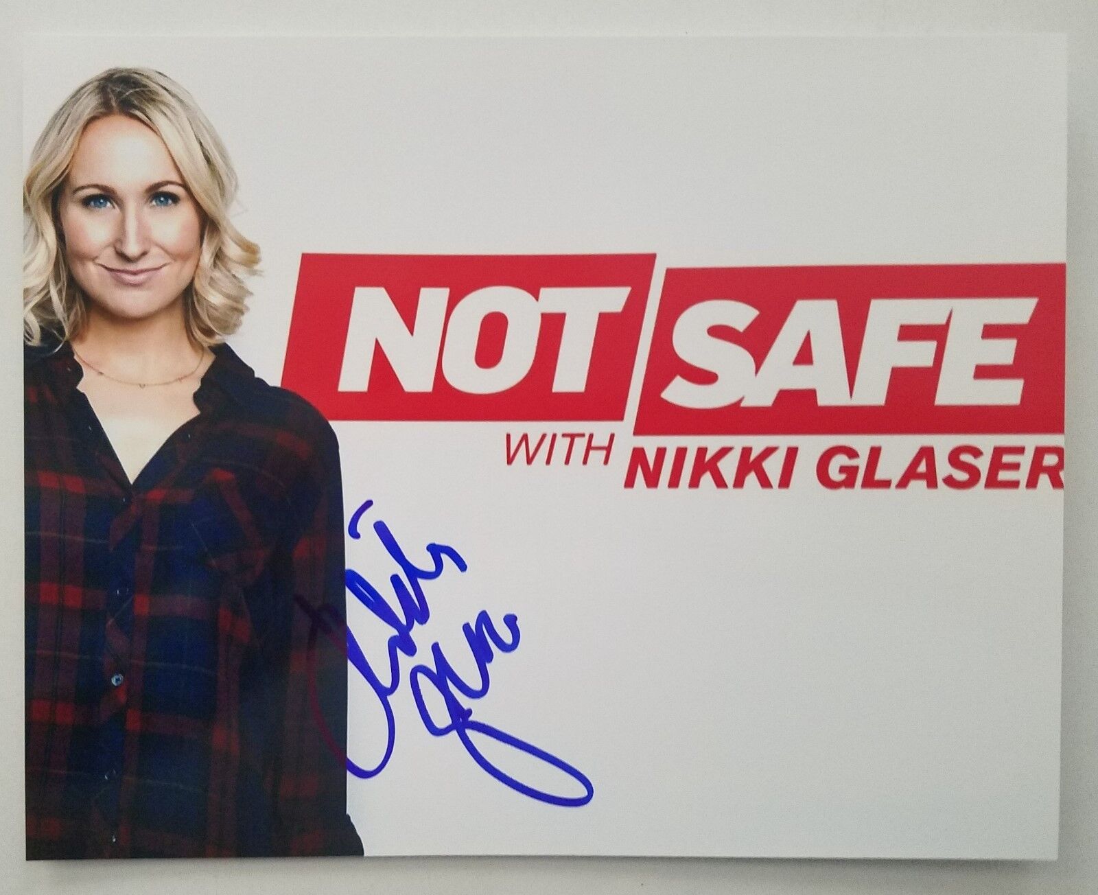 Nikki Glaser Signed 8x10 Photo Poster painting Actress Stand Up Comedian Not Safe Funny RAD