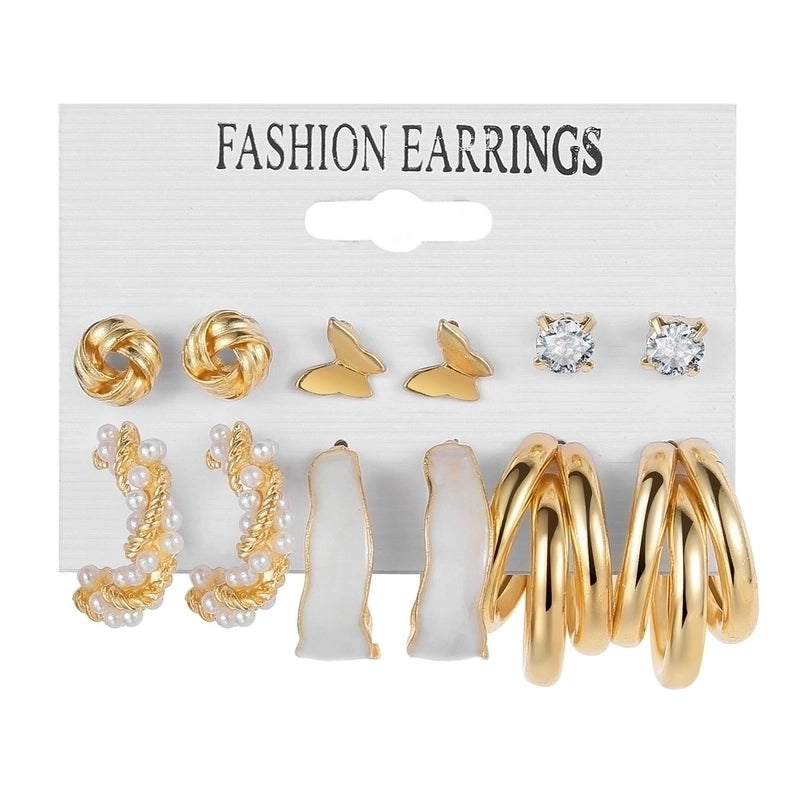 Retro Round Alloy Plating Artificial Pearls Women’s Earrings Ear Studs 6-piece Set