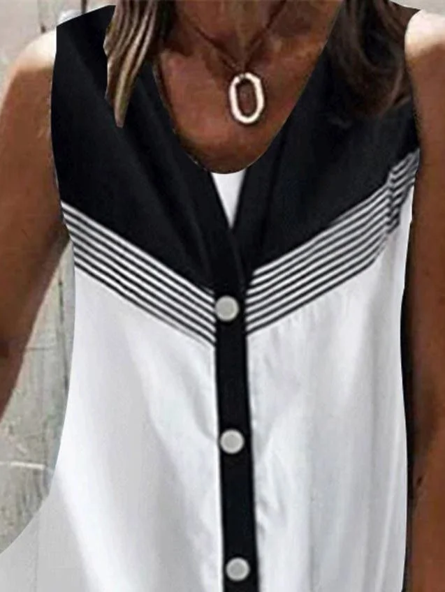Women's Black and White V-neck Sleeveless Striped Top