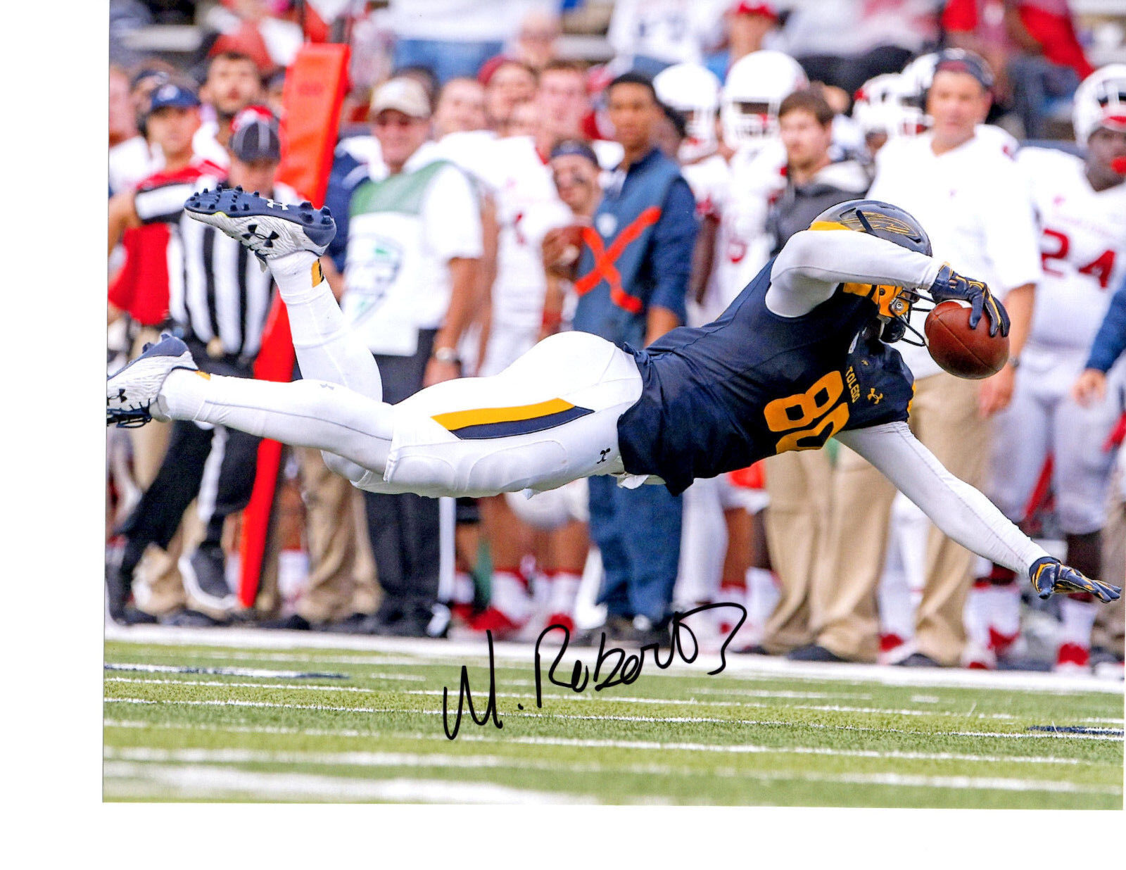 Mike Roberts Toledo Rockets signed autographed 8x10 football Photo Poster painting 2017 Draft e