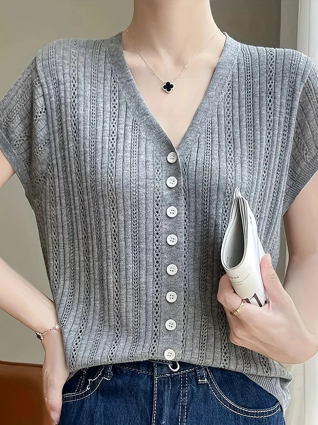 Nigikala Nigikala Spring And Summer New V-Neck Button Outside The Cardigan Lady Elegant Ocean Simple Thin Knit Short Sleeve