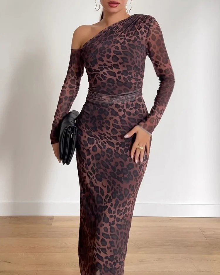 Leopard Print Bodycon One-shoulder Dress