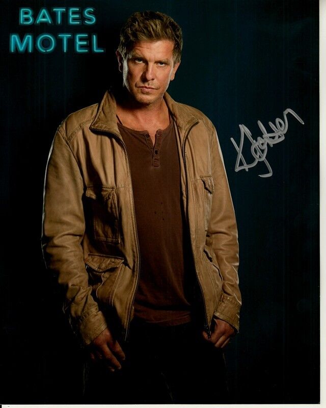 KENNETH KENNY JOHNSON hand-signed BATES MOTEL 8x10 uacc rd coa STUNNING CLOSEUP