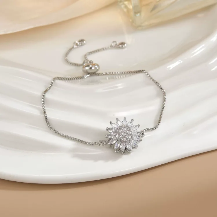 Sunflower Rotating Zircon Bracelet