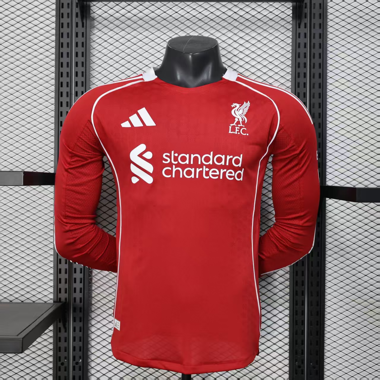 2025/26-Home-LIV-LS-Player-B00651