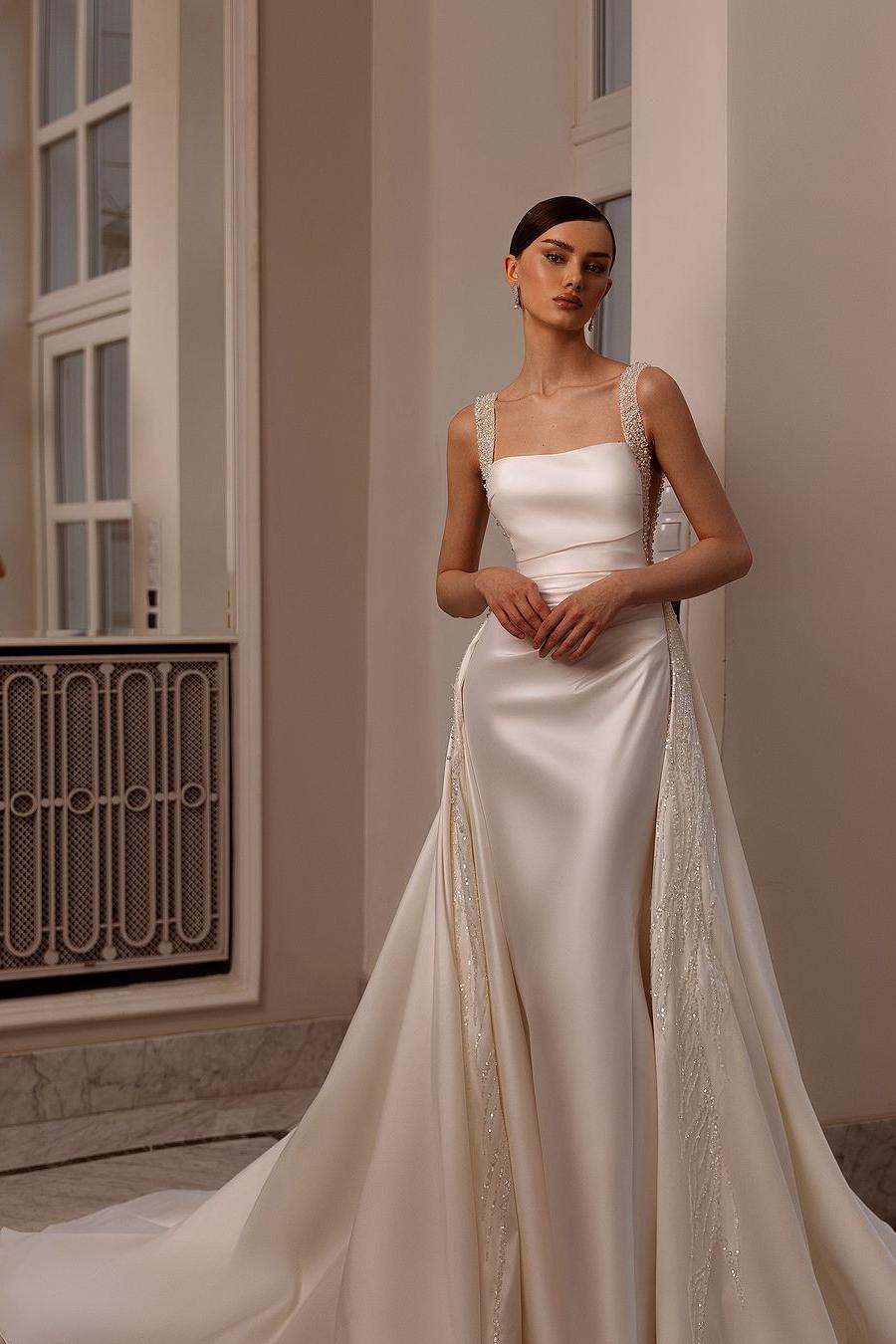 Charming White Satin Sleeveless Spaghtti Strap Long Wedding Dress with Beadings | MS0306 