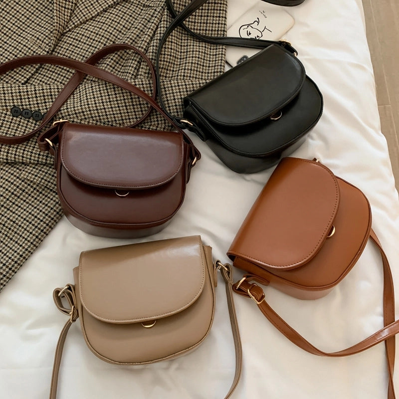 Autumn And Winter Texture Small Bag Women's Autumn And Winter New Korean-style Crossbody Saddle Bag Fashionable French Niche Shoulder Bag