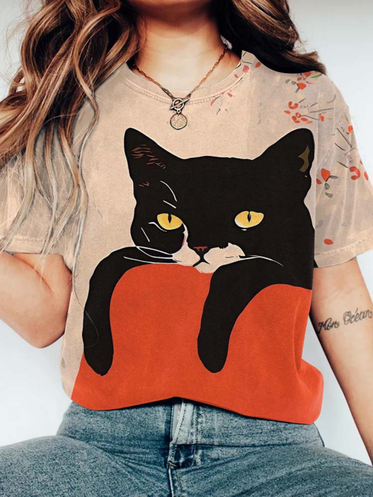 Comstylish Women&lsquo;S Black Cat & Flowers Art Round Neck Casual T-Shirt