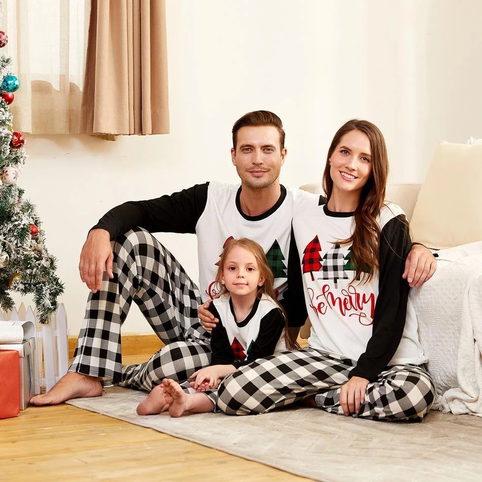 2021 Family Look  Party Pajama Sets Plaid Positioning print Matching Pajamas、、sdecorshop