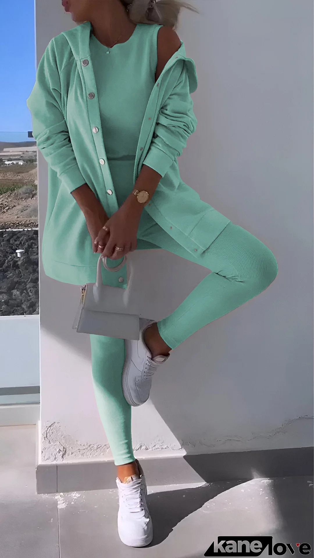 Simple and breezy Set