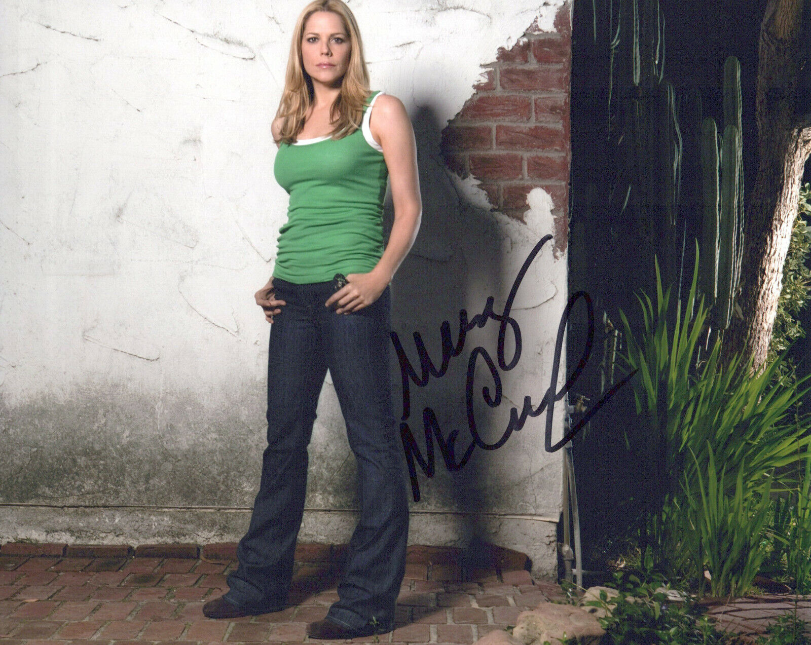 Mary McCormack glamour shot autographed Photo Poster painting signed 8x10 #3