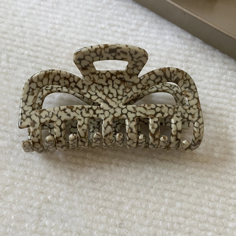 Lady Cartoon Acetic Acid Sheets Hair Claws