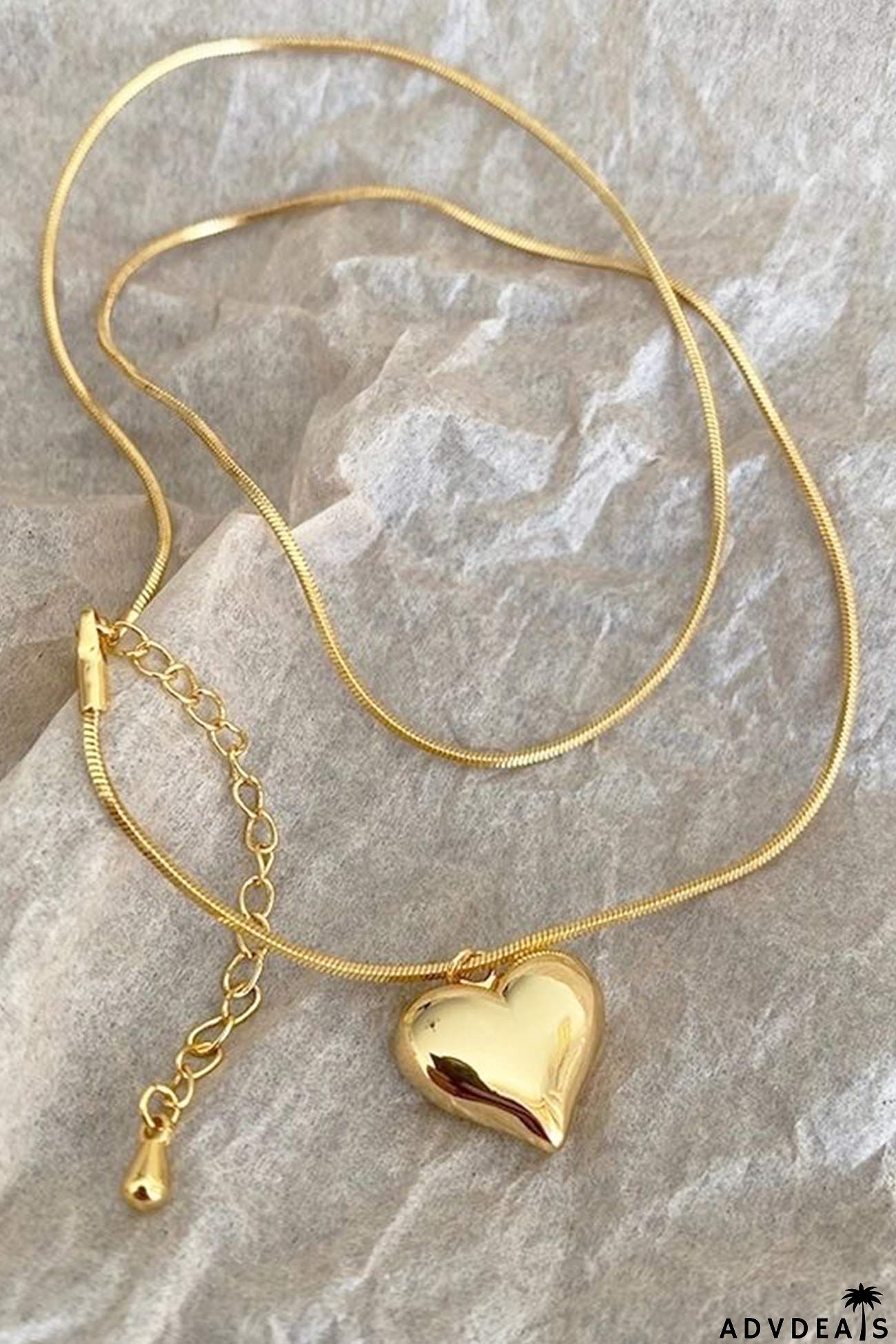 Three-dimensional Heart Necklace