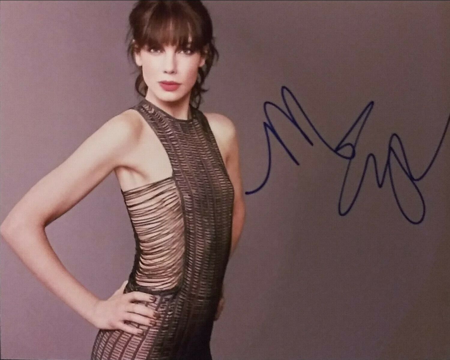 Michelle Monaghan signed 8x10
