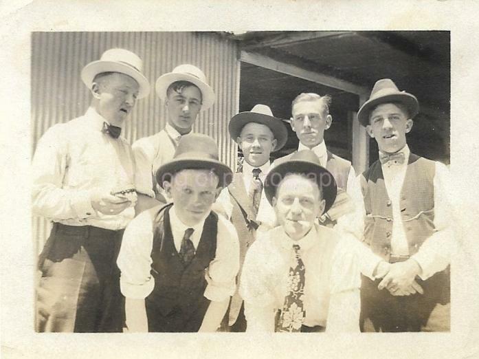 MALE BONDING Found Photo Poster paintingGRAPH bw MEN Original Antique Snapshot VINTAGE 012 6 F