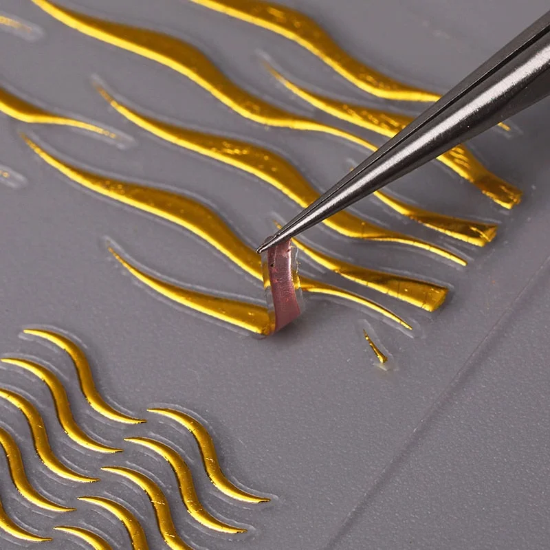 3D Nail Stickers Adhesive Transfer Sticker Decals Gilded Leaves Flowers Geometric Image Nail Art Decorations Accessories 1Pc